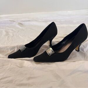 Vintage Valenti Franco Black Pointed Toe Pumps with crystal detail // size 9